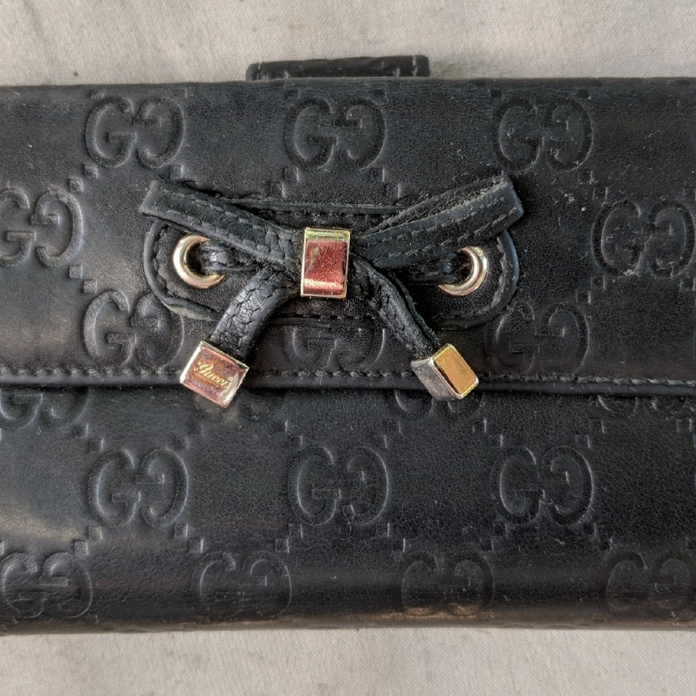 GUCCI black monogram leather wallet authentic